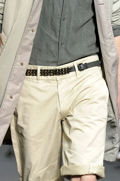 Look 5